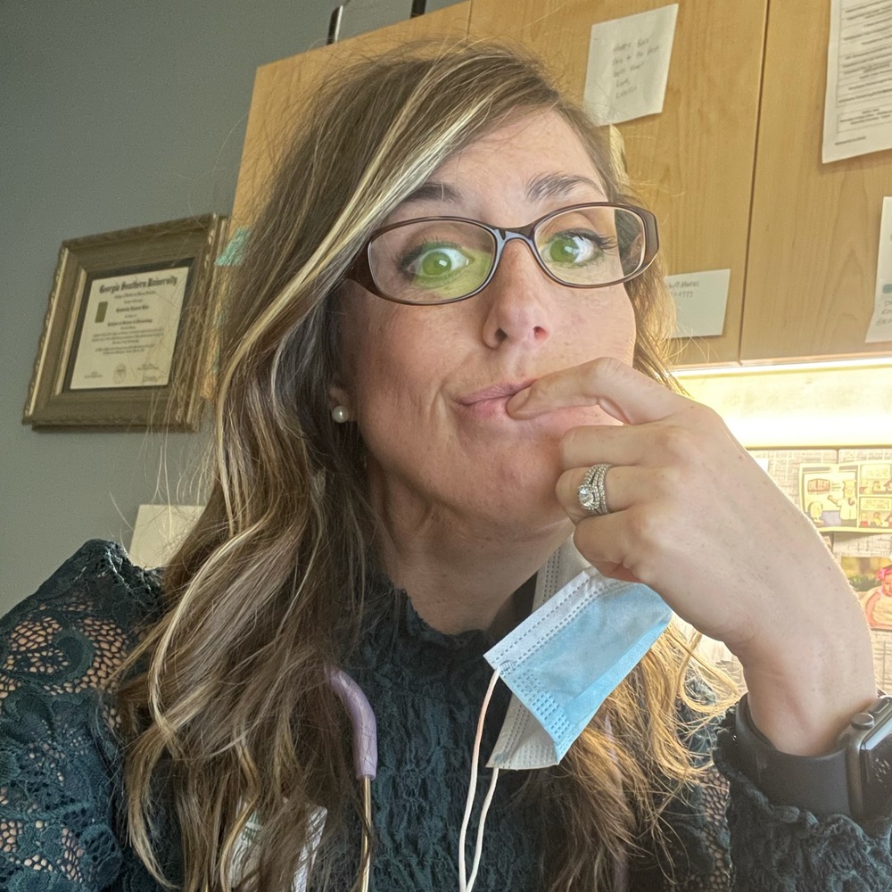Meet your Posher, Kimberly